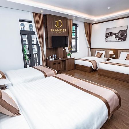 Tran Dat Hotel Ha Long Exterior photo