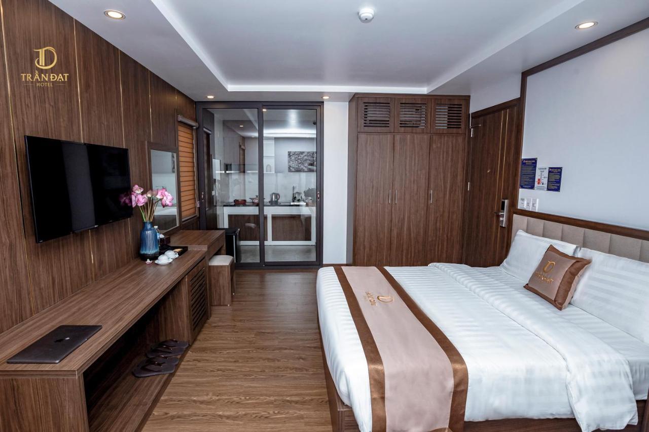 Tran Dat Hotel Ha Long Exterior photo
