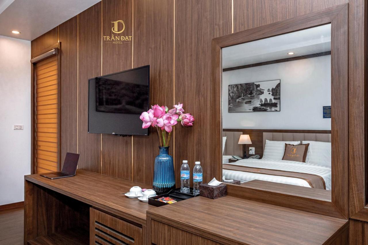 Tran Dat Hotel Ha Long Exterior photo